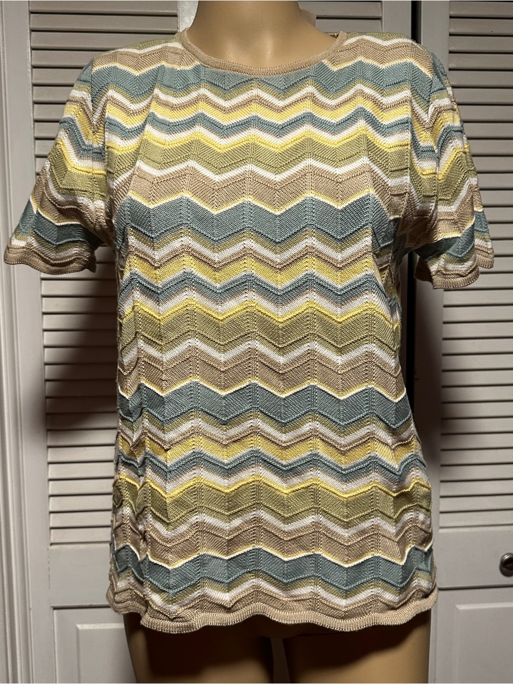 Alfred Dunner Chevron Striped Sweater Short Sleeve Women’s M
